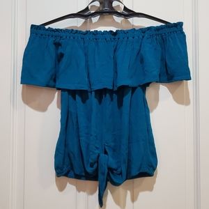2 for 12$👈Express off shoulder, tie front top